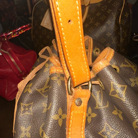 Louis Vuitton Noe - Picture 9 of 16